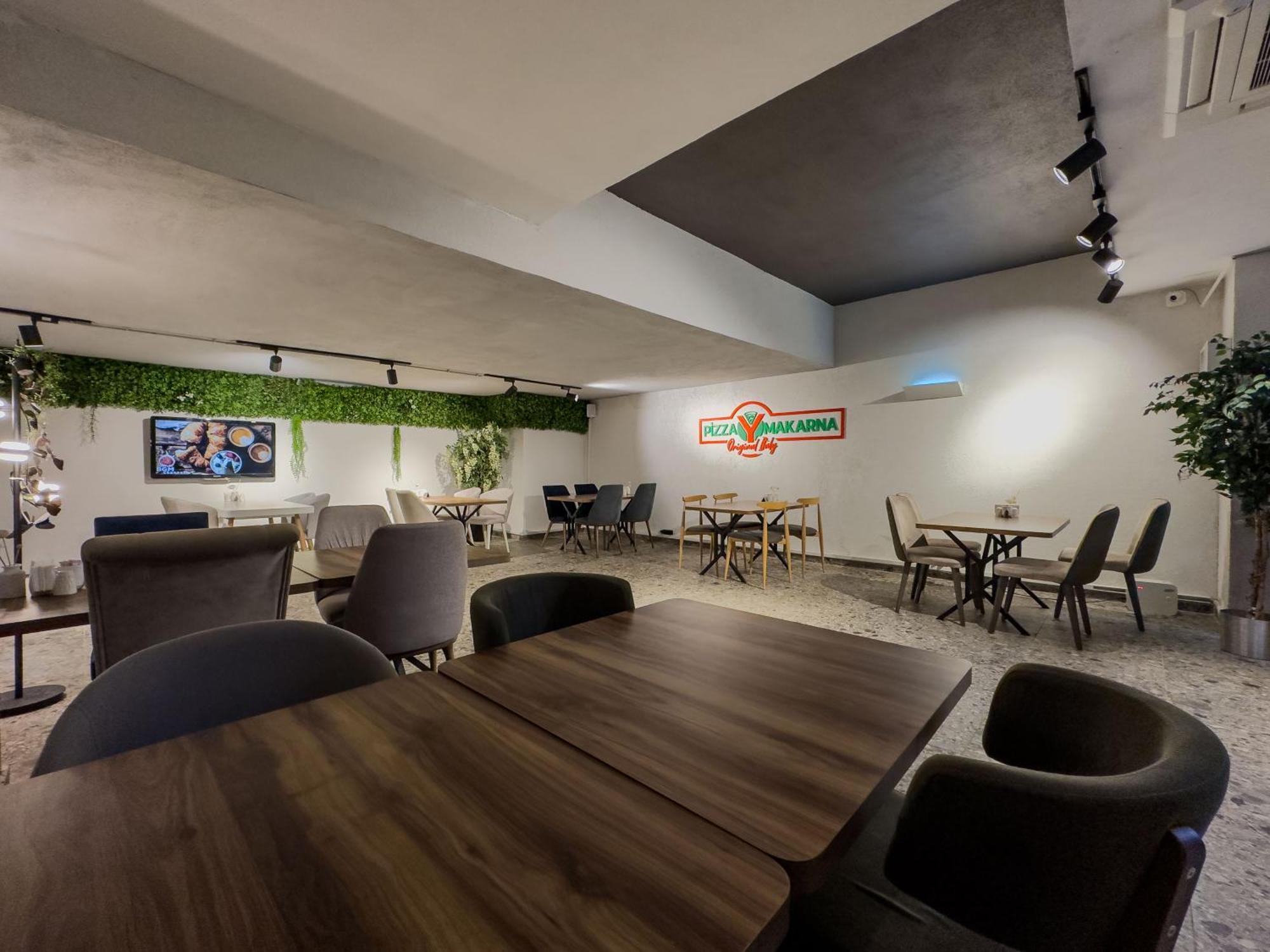 Leaf River Apart Otel