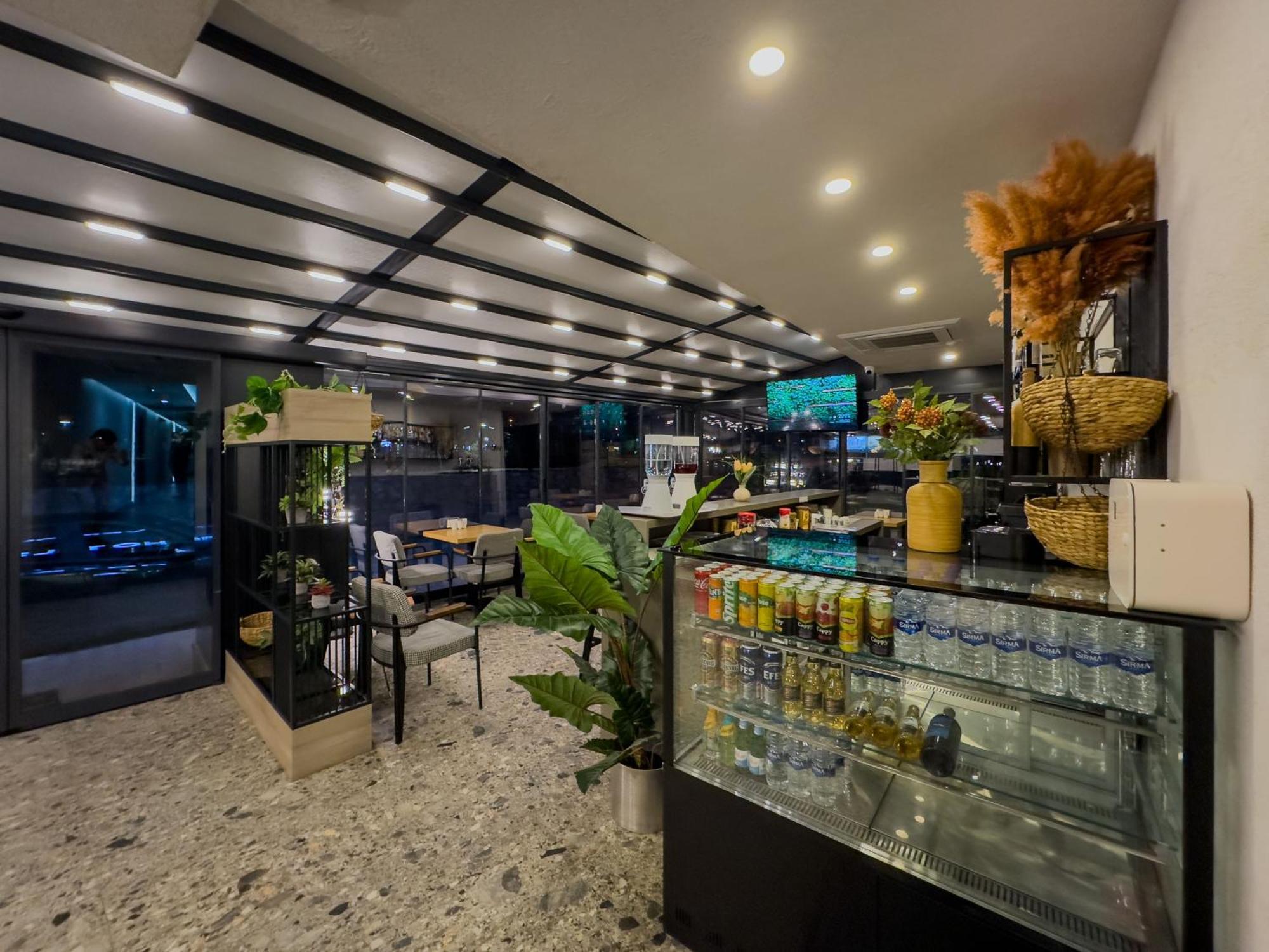 Leaf River Apart Otel *