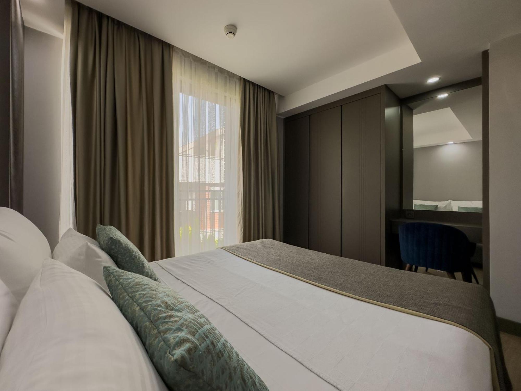Leaf River Apart Otel *